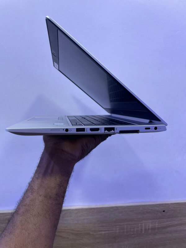 Hp Elitebook 840 G5 | 8th Gen | Intel Core i5 | 256GB SSD | 8GB RAM | Windows 11 Pro - Image 3