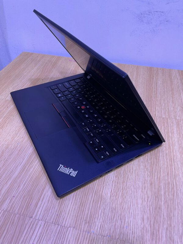 Lenovo Thinkpad T470 | 6th Gen | Intel Core i5  2.5ghz | 256GB SSD | 8GB Ram | Windows 11 Pro - Image 5