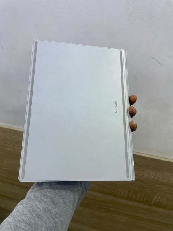Surface Book 2 | Intel Core i7  | 8th Generation |  512GB SSD | 16GB Ram | Keyboard Light | Touchscreen | Windows 11 Pro - Image 3