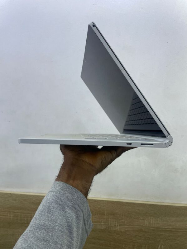 Surface Book 2 | Intel Core i7  | 8th Generation |  512GB SSD | 16GB Ram | Keyboard Light | Touchscreen | Windows 11 Pro - Image 5